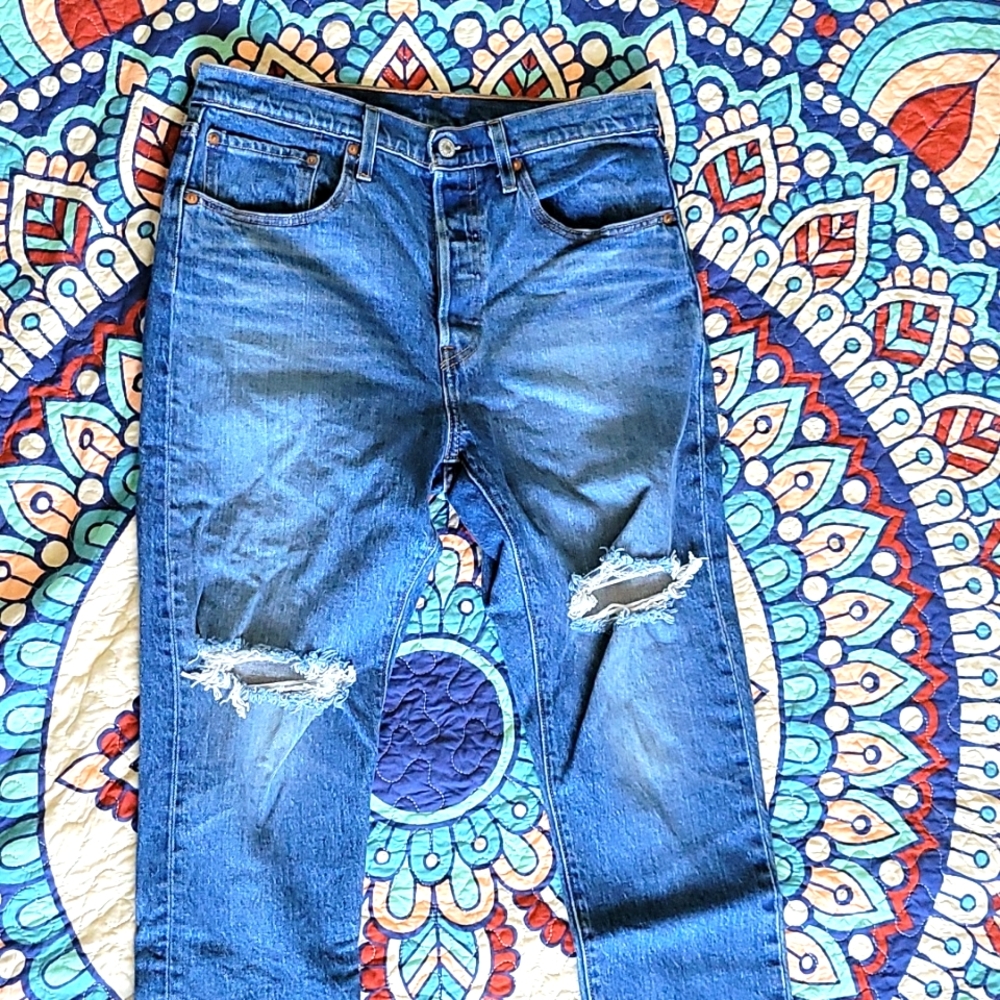 Levi's high waist distressed jeans
